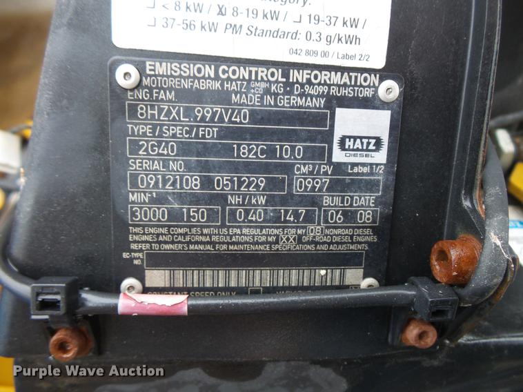 image for item DC6385 2002 Mack CH613 flatbed truck with mud mixer