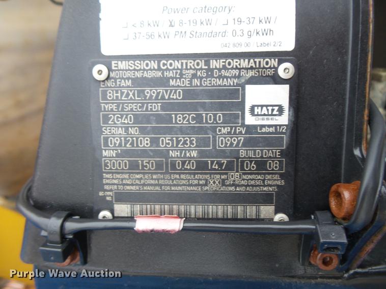 image for item DC6385 2002 Mack CH613 flatbed truck with mud mixer