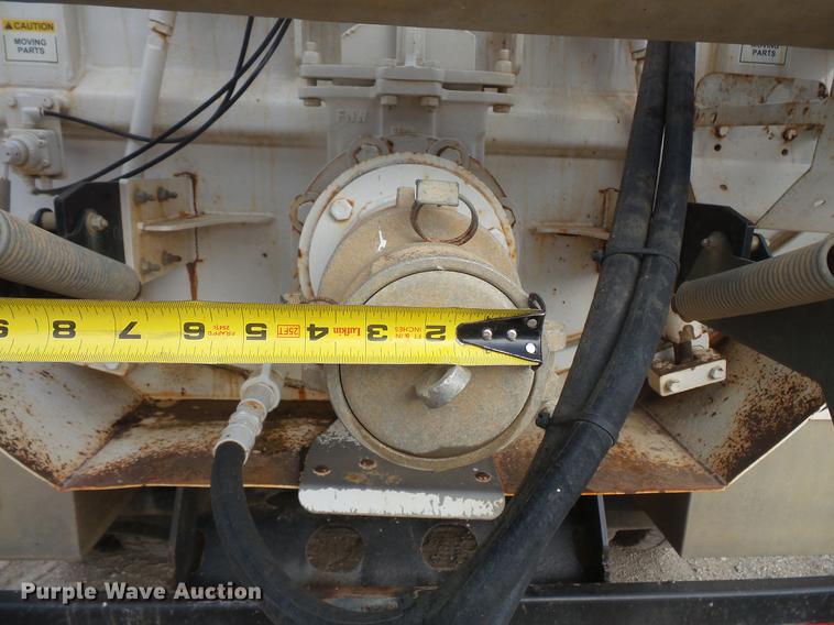 image for item DC6399 2007 International 7600 hydrovac truck