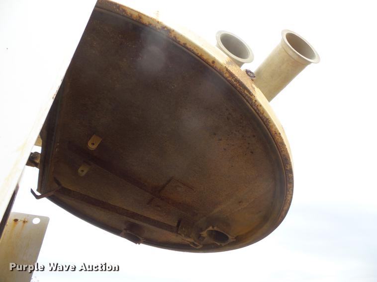 image for item DC6399 2007 International 7600 hydrovac truck