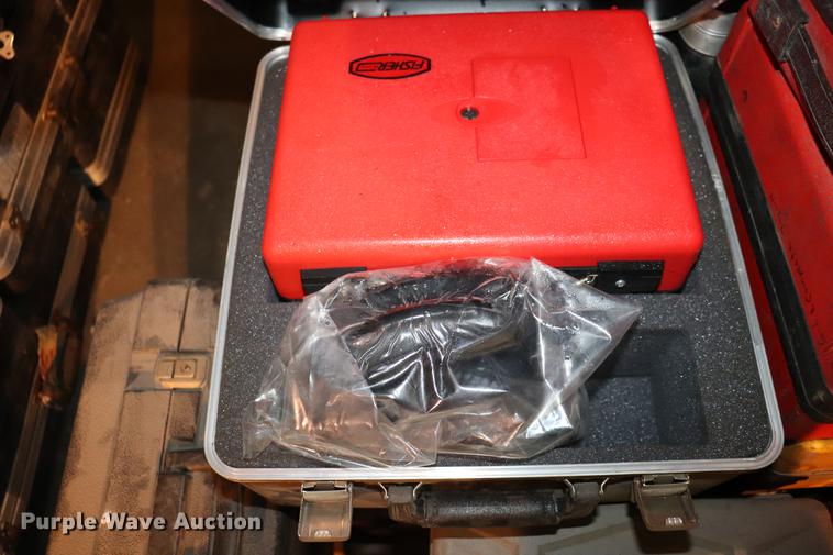 image for item DC7188 Low and high voltage jeeps