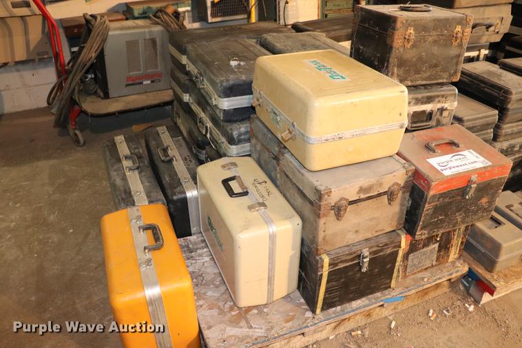 image for item DC7189 Low and high voltage jeeps