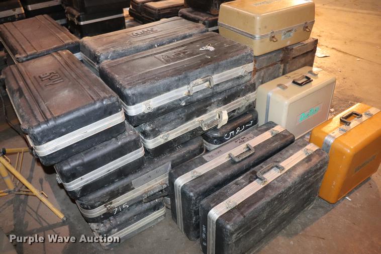 image for item DC7189 Low and high voltage jeeps