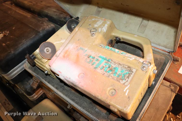 image for item DC7189 Low and high voltage jeeps