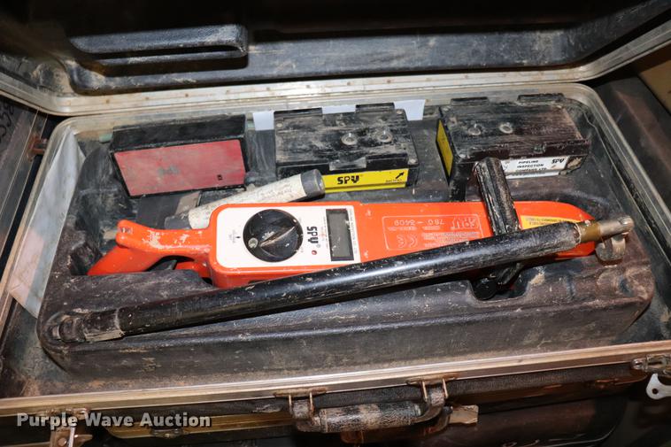 image for item DC7189 Low and high voltage jeeps