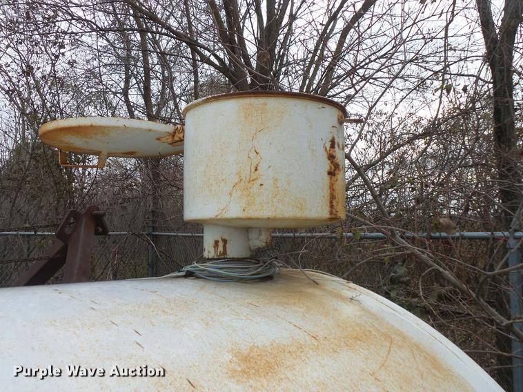 image for item EA9531 Steel fuel tank