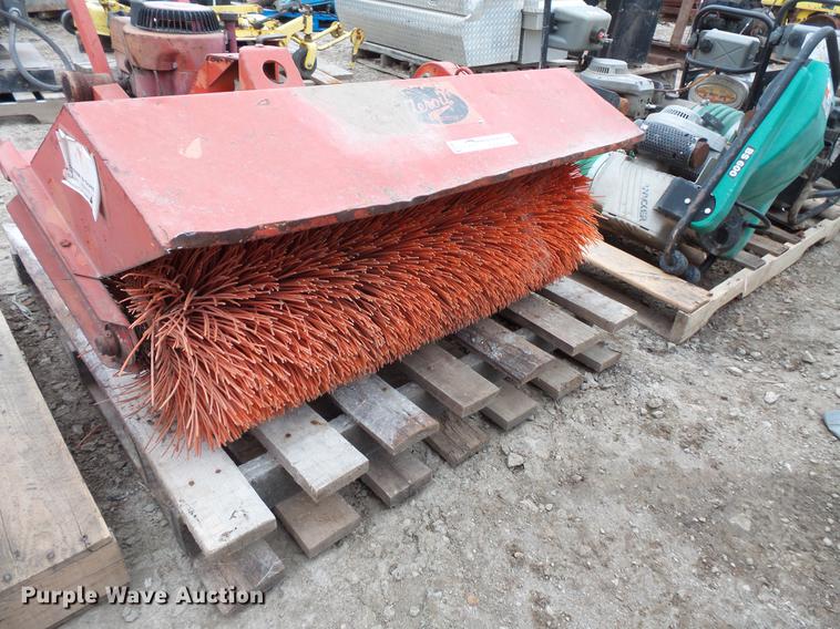 image for item EA9594 (2) sweepers