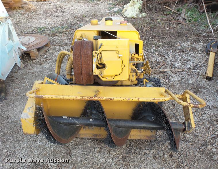 image for item EA9598 1990 Vermeer AB12 auger backfiller