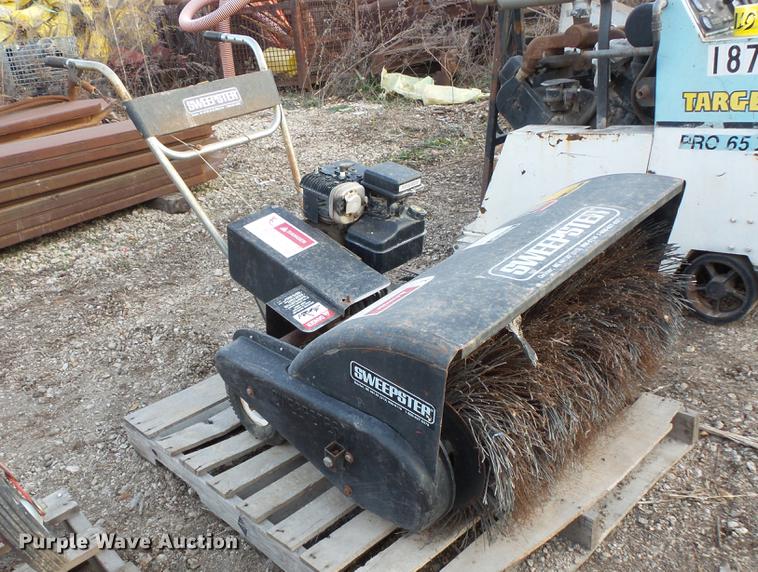 image for item EA9601 Sweepster C16 broom