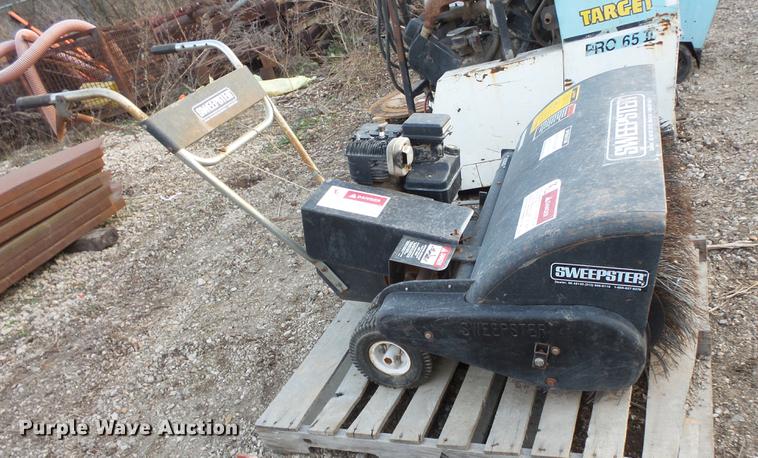 image for item EA9601 Sweepster C16 broom