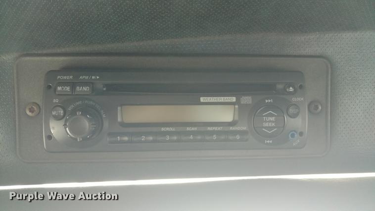 image for item L5650 1997 Mack CH613 semi truck