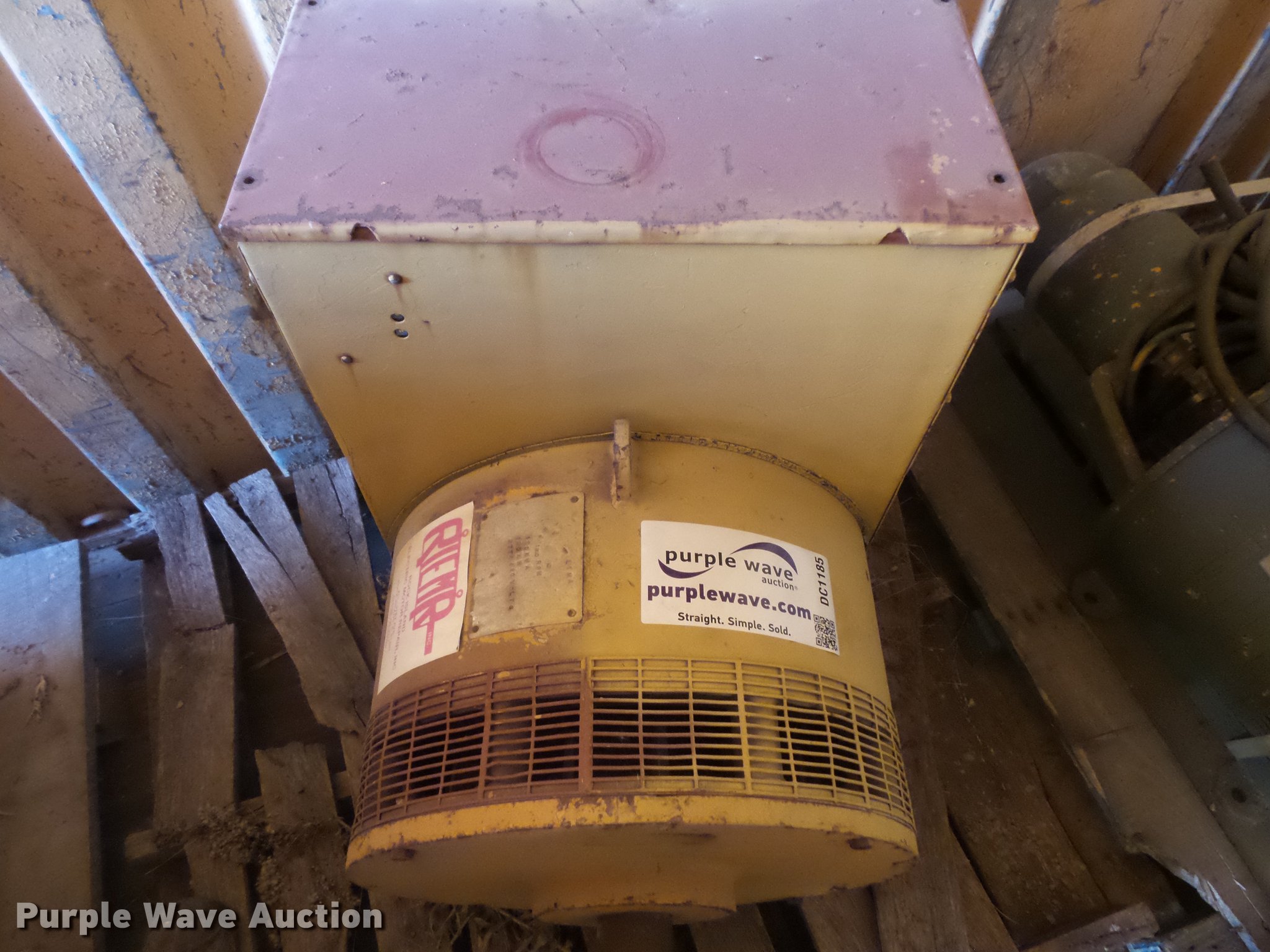 (3) electric motors in East Moline, IL Item DC1185 sold Purple Wave