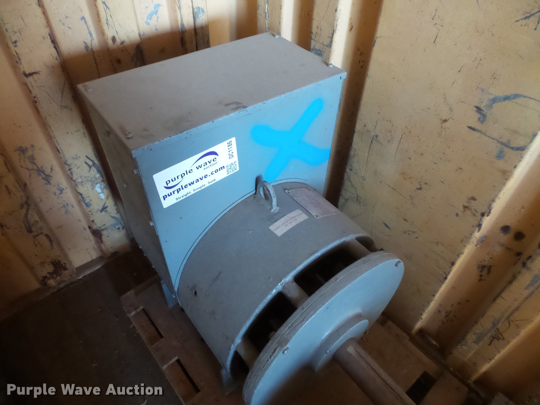 (2) electric motors in East Moline, IL Item DC1186 sold Purple Wave