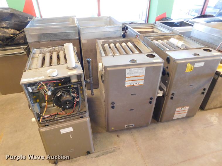 (3) York furnaces in Dodge City, KS Item BU9593 sold Purple Wave
