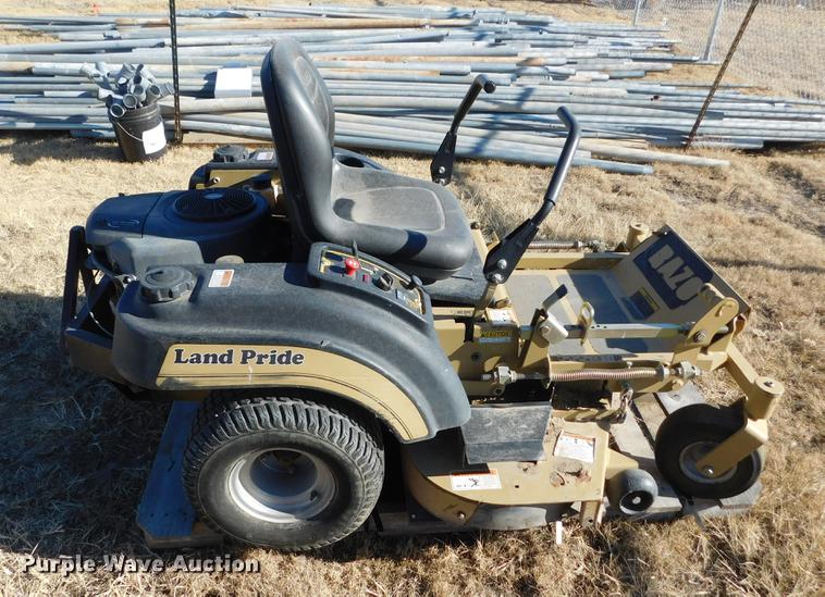 image for item BU9597 Land Pride Razor Z lawn mower