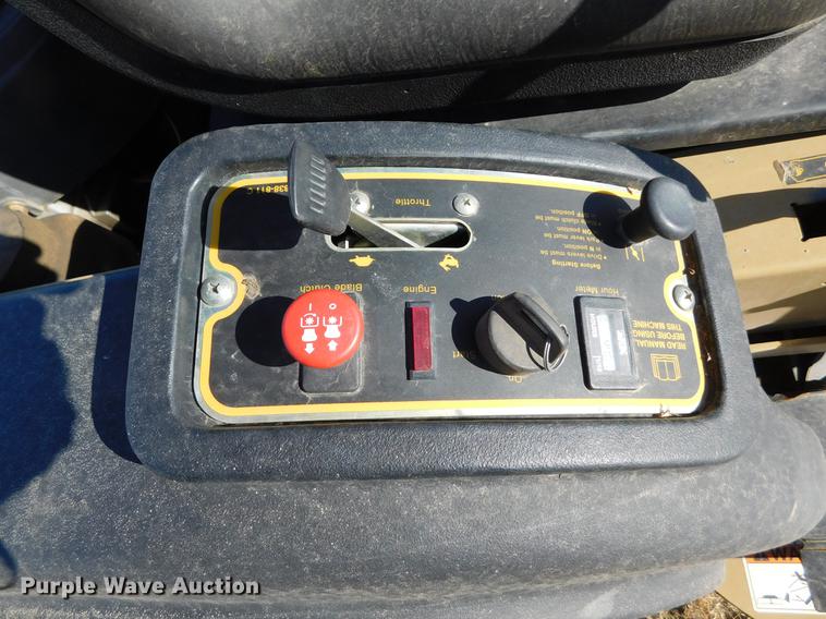 image for item BU9597 Land Pride Razor Z lawn mower