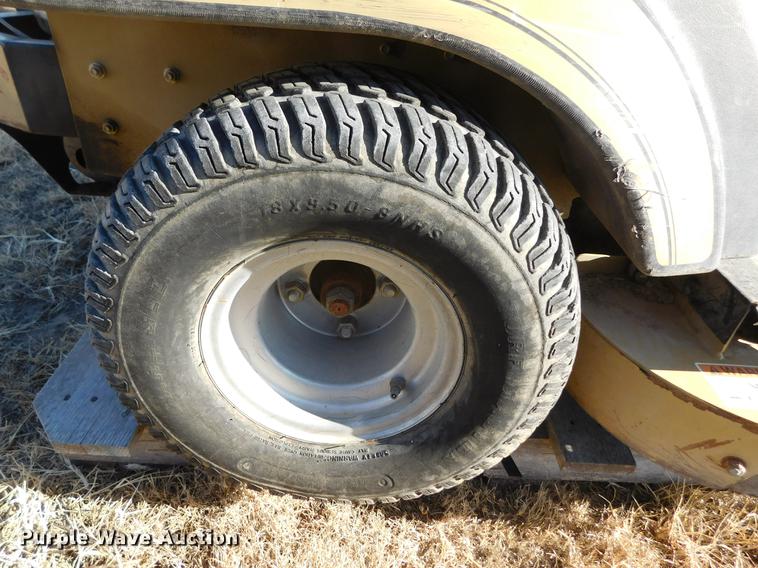 image for item BU9597 Land Pride Razor Z lawn mower