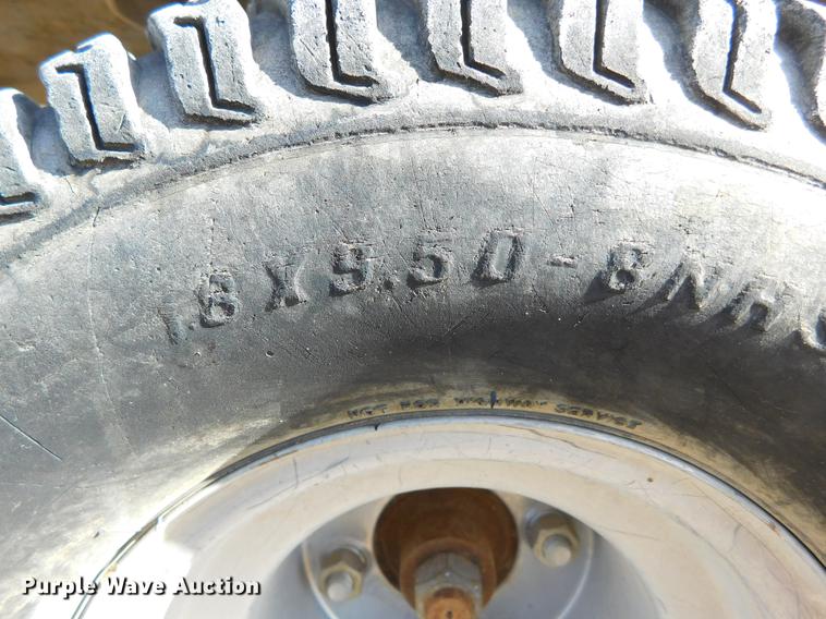 image for item BU9597 Land Pride Razor Z lawn mower