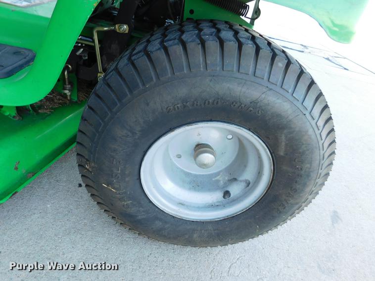 image for item BU9606 John Deere Sabre 1742 lawn mower