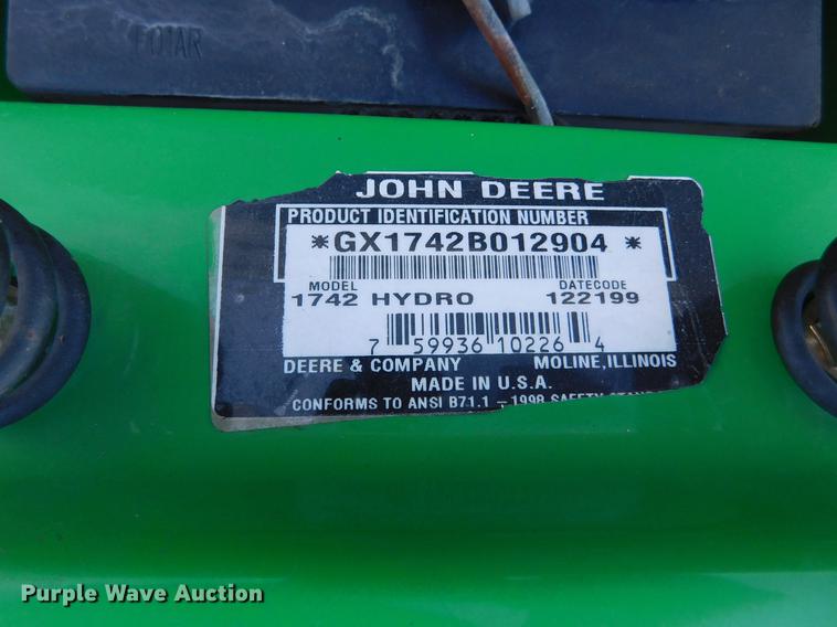 image for item BU9606 John Deere Sabre 1742 lawn mower