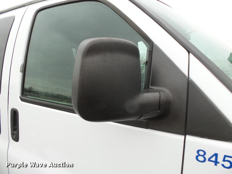 image for item DA2498 2010 Chevrolet Express 3500 van