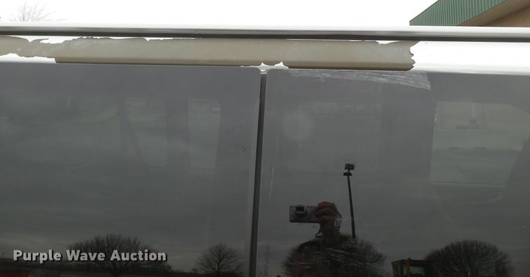 image for item DA2498 2010 Chevrolet Express 3500 van