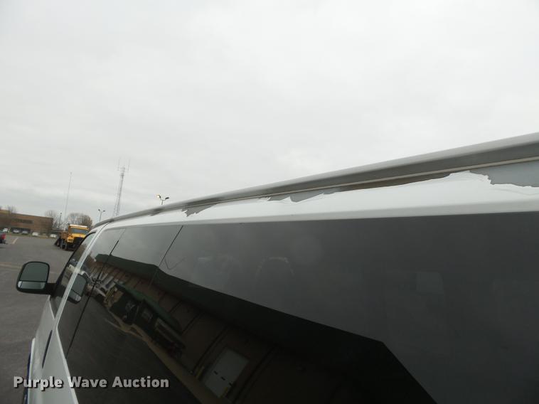 image for item DA2498 2010 Chevrolet Express 3500 van