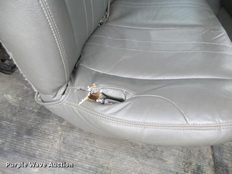 image for item DA2498 2010 Chevrolet Express 3500 van