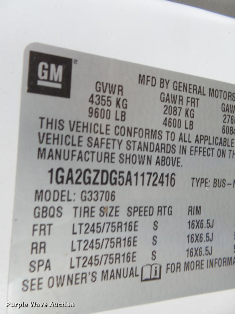 image for item DA2498 2010 Chevrolet Express 3500 van