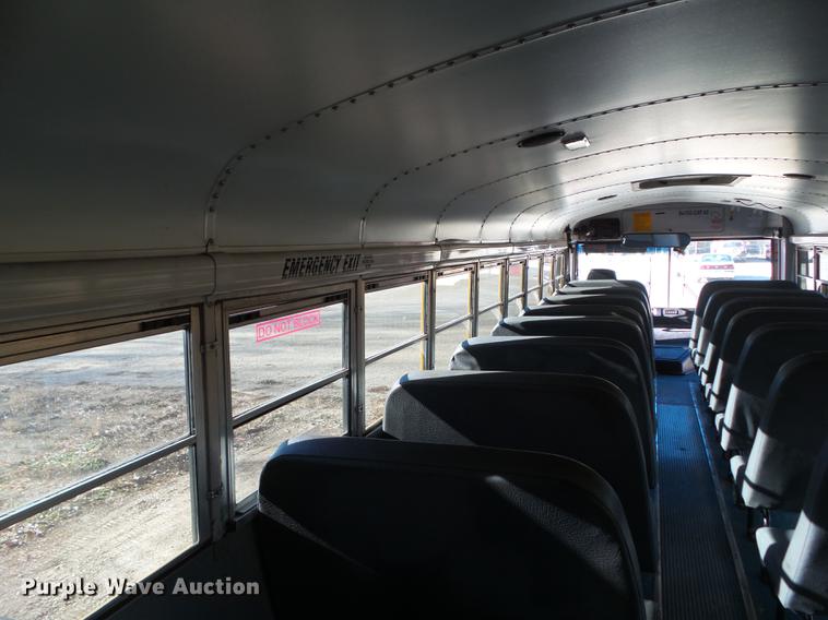 image for item DA7015 2005 Thomas Built Saf-T-Liner MVP EF 14185 school bus