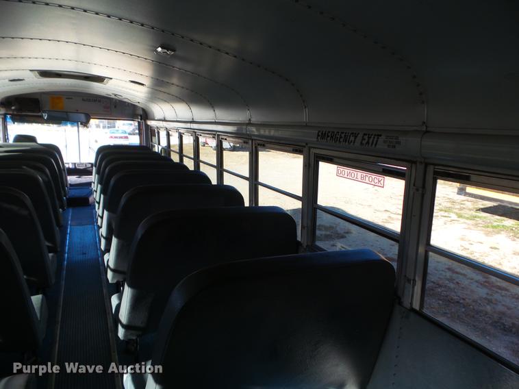 image for item DA7015 2005 Thomas Built Saf-T-Liner MVP EF 14185 school bus