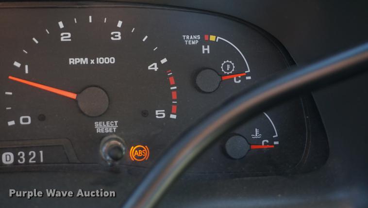 image for item DB0254 2004 Ford F550 utility truck