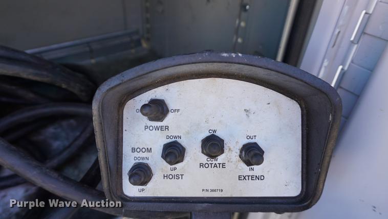 image for item DB0254 2004 Ford F550 utility truck