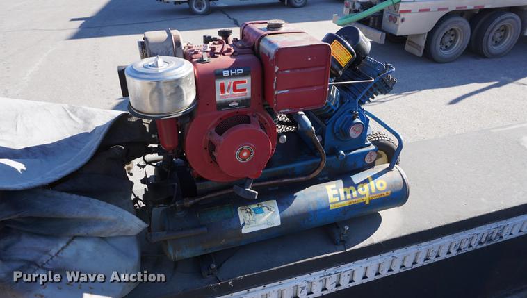 image for item DB0254 2004 Ford F550 utility truck