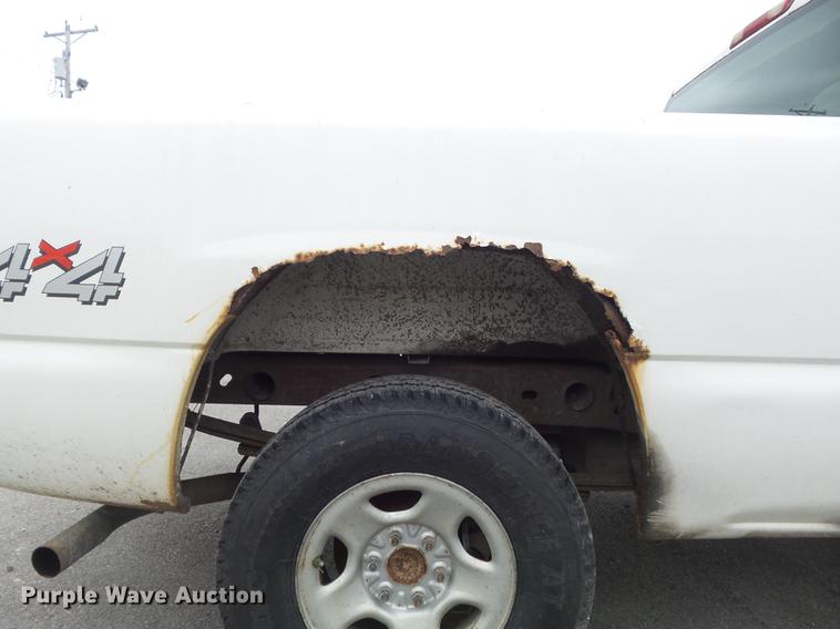 image for item DB6377 2003 Chevrolet Silverado 1500 Ext. Cab pickup truck