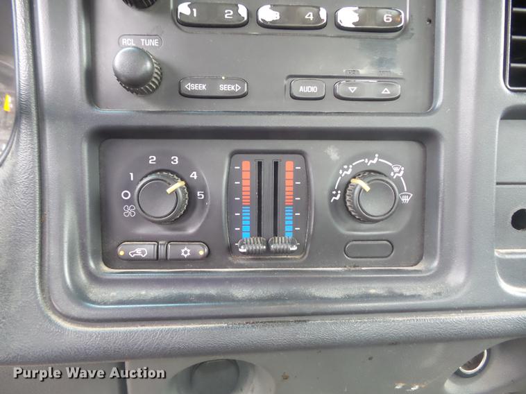 image for item DB6377 2003 Chevrolet Silverado 1500 Ext. Cab pickup truck