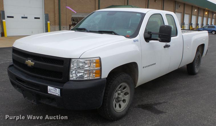 image for item DB7240 2009 Chevrolet Silverado 1500 Ext. Cab pickup truck
