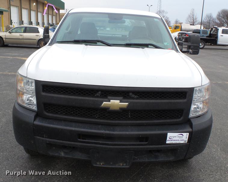 image for item DB7240 2009 Chevrolet Silverado 1500 Ext. Cab pickup truck