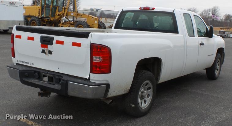 image for item DB7240 2009 Chevrolet Silverado 1500 Ext. Cab pickup truck