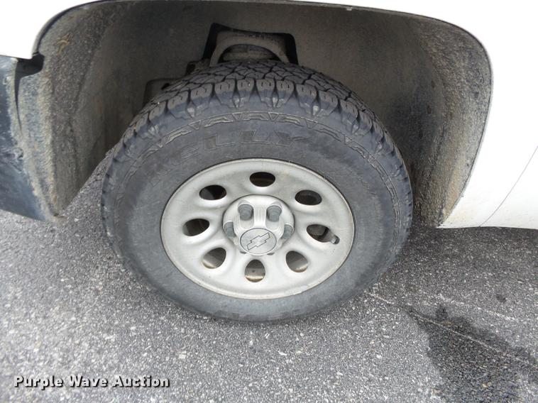 image for item DB7240 2009 Chevrolet Silverado 1500 Ext. Cab pickup truck