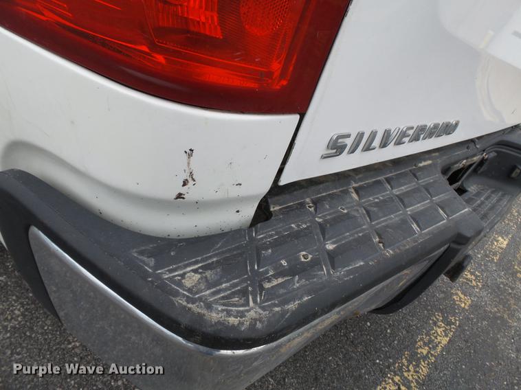 image for item DB7240 2009 Chevrolet Silverado 1500 Ext. Cab pickup truck