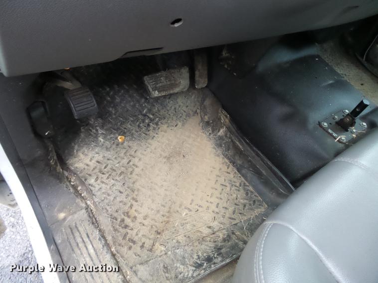 image for item DB7240 2009 Chevrolet Silverado 1500 Ext. Cab pickup truck