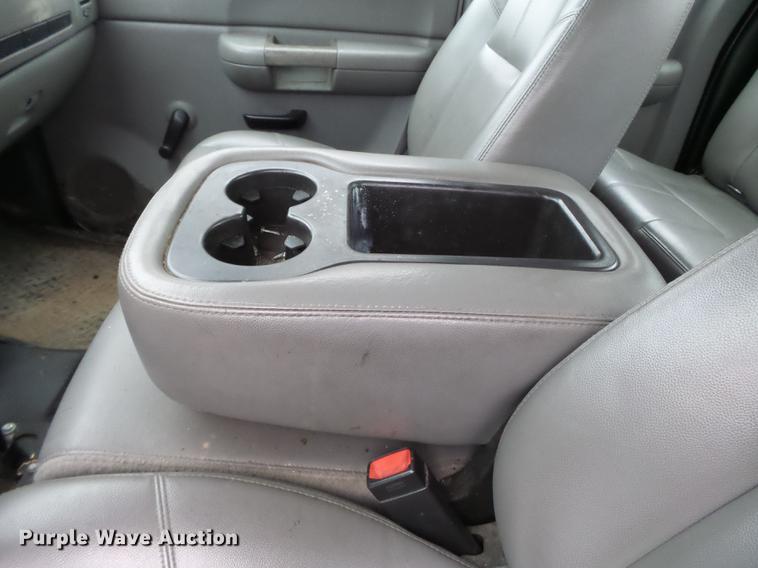 image for item DB7240 2009 Chevrolet Silverado 1500 Ext. Cab pickup truck