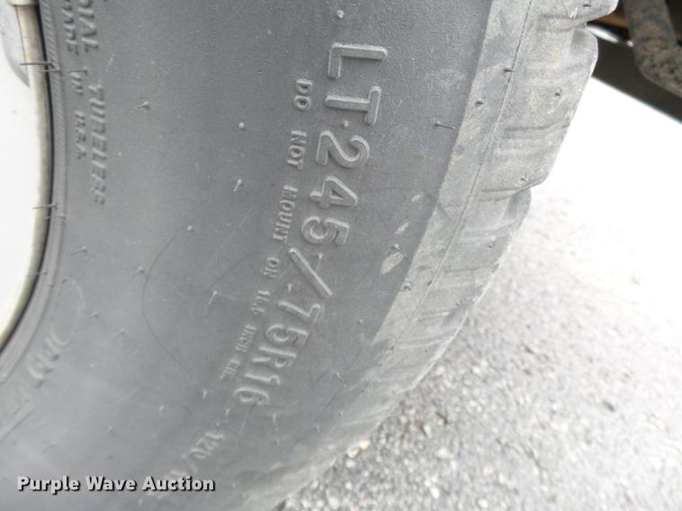 image for item DB7242 2013 Chevrolet Express 3500 Extended van