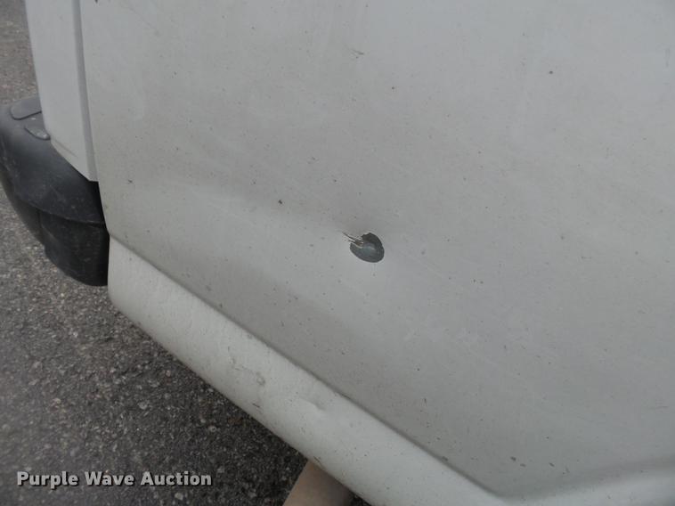 image for item DB7242 2013 Chevrolet Express 3500 Extended van