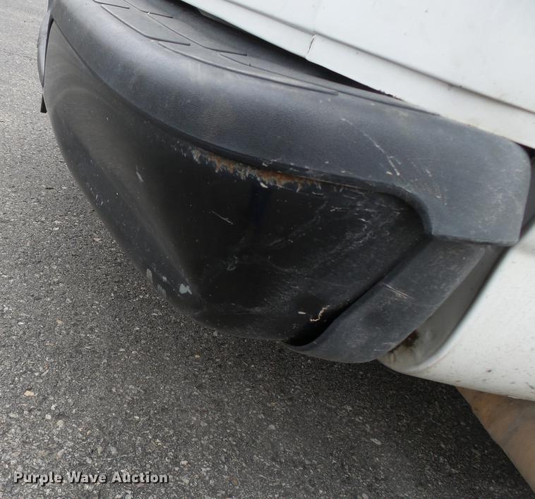 image for item DB7242 2013 Chevrolet Express 3500 Extended van