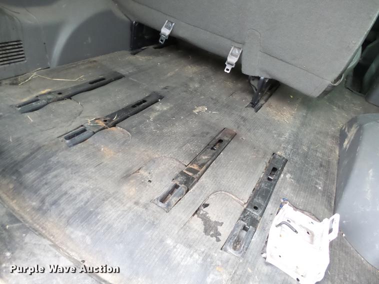 image for item DB7242 2013 Chevrolet Express 3500 Extended van