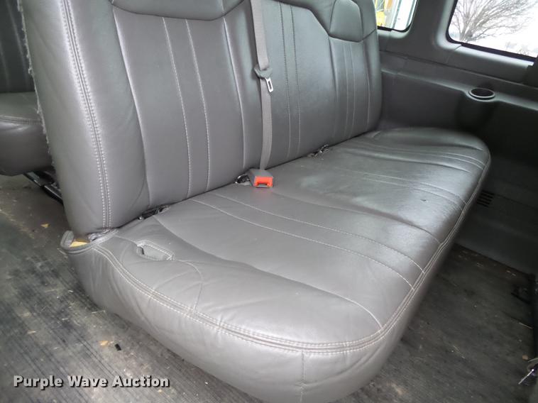 image for item DB7242 2013 Chevrolet Express 3500 Extended van