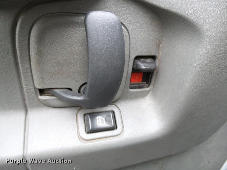 image for item DB7242 2013 Chevrolet Express 3500 Extended van