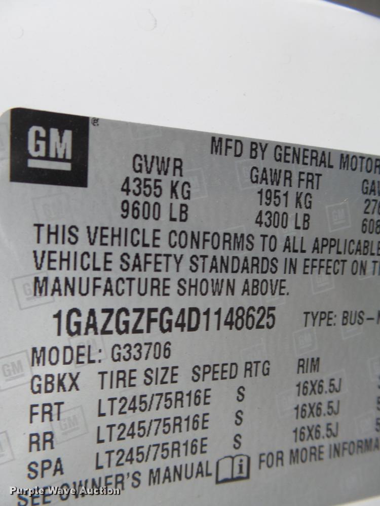 image for item DB7242 2013 Chevrolet Express 3500 Extended van